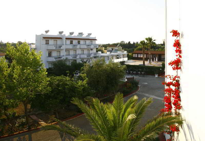 Sandy'S Studios Apartments & Log-Villas Kos Exteriör bild