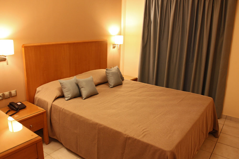 Sandy'S Studios Apartments & Log-Villas Kos Exteriör bild