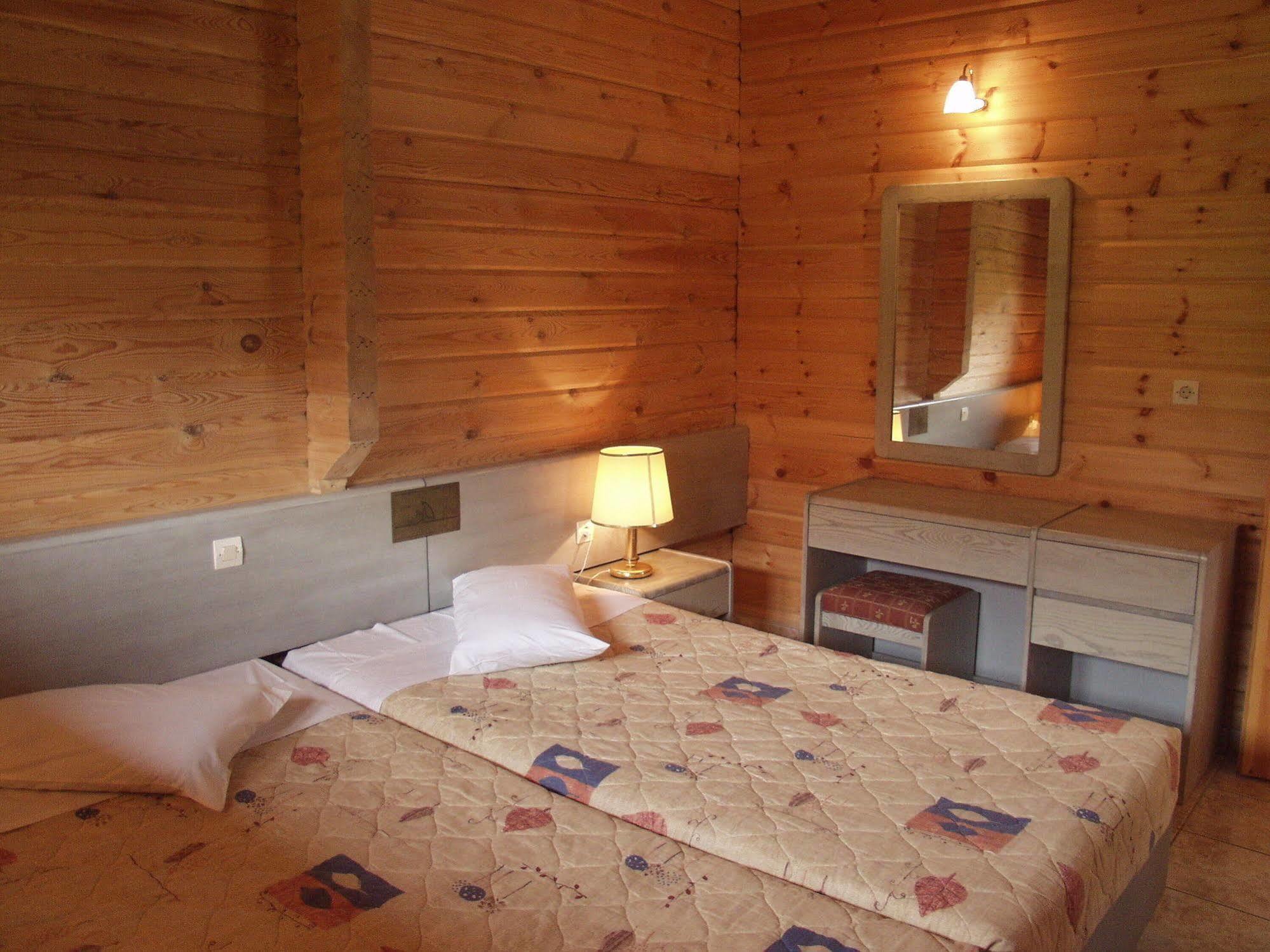 Sandy'S Studios Apartments & Log-Villas Kos Exteriör bild