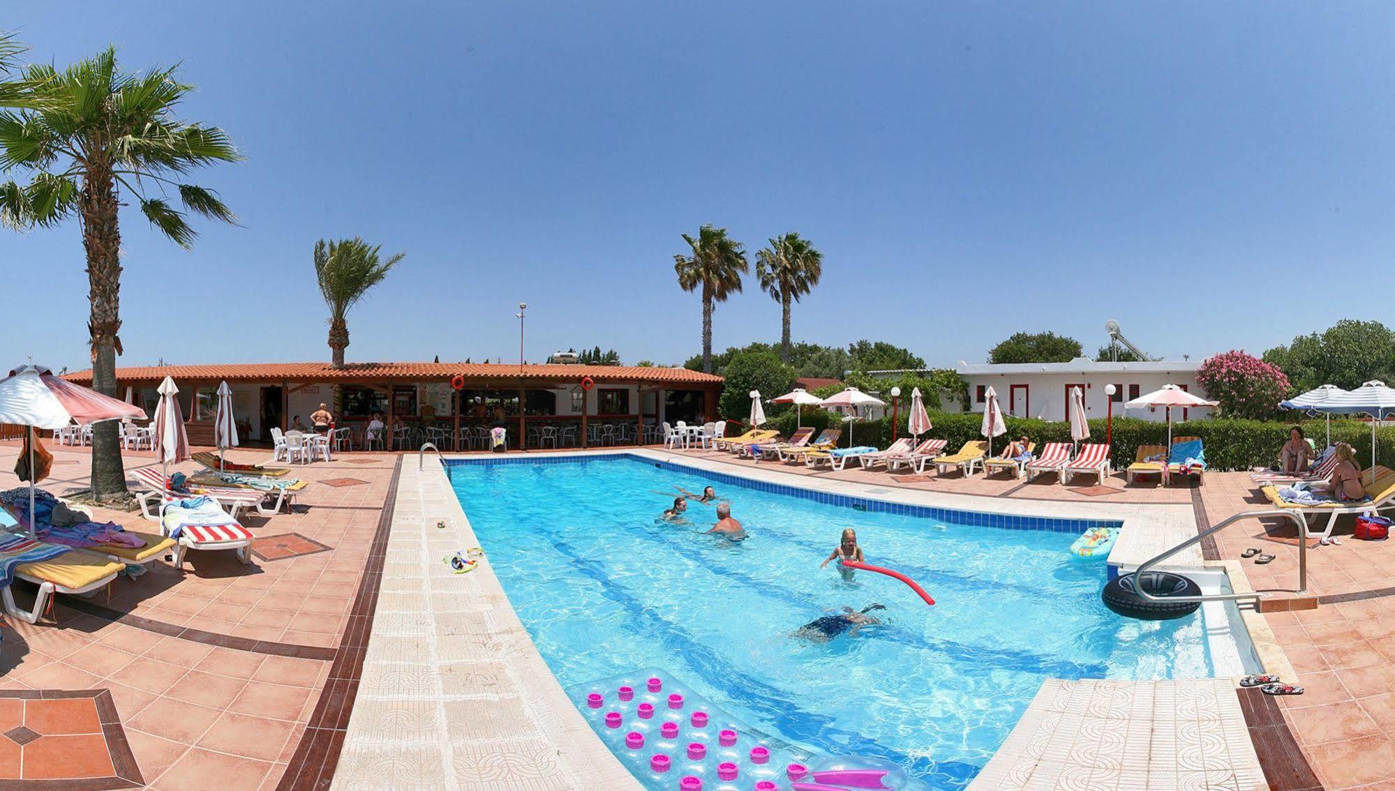 Sandy'S Studios Apartments & Log-Villas Kos Exteriör bild